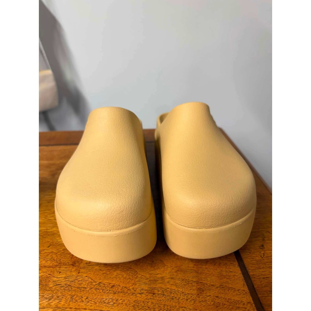 Crocs Womens 9 Tan Dylan Wheat Clog Platform Slip On Loafer Mule 209392-2Y2 - Picture 3 of 9
